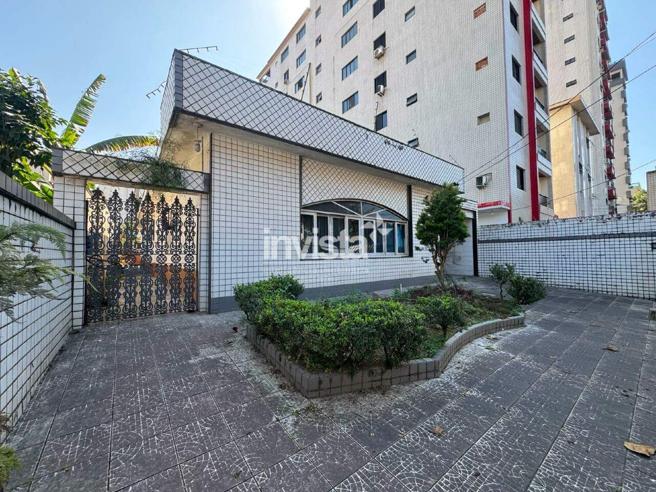 C&oacute;digo: 43531 R$ 20.000,00 Terreno para alugar em Santos-SP no bairro Ponta da Praia, com 0 dormit&oacute;rio e 480m&sup2; 480 m&sup2; 0 quartos 0 vagas - Santos