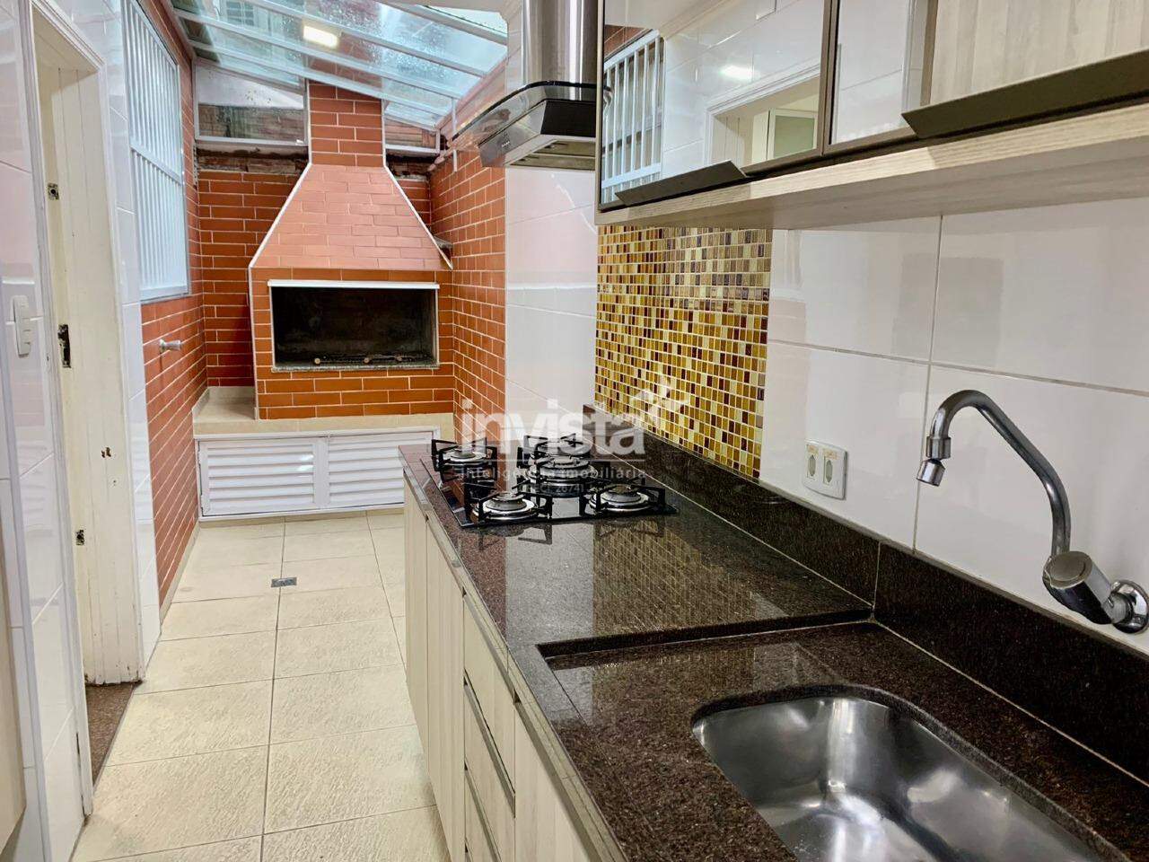 SOBRADO COM 03 DORMITORIOS NA PONTA DA PRAIA COM 150MTS - Santos