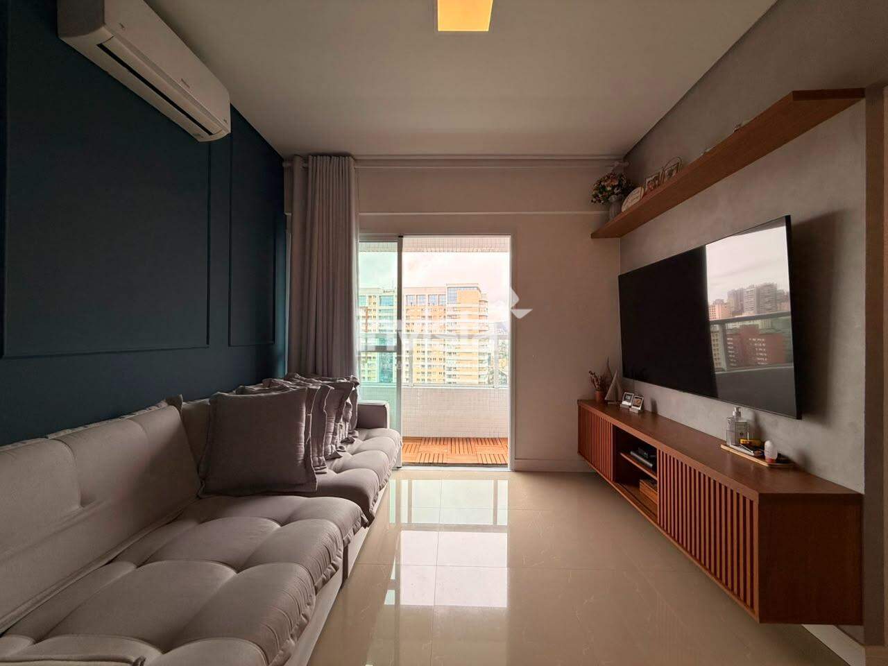C&oacute;digo: 43616 R$ 650.000,00 Apartamento &agrave; venda em Santos-SP no bairro Encruzilhada, com 1 dormit&oacute;rio e 55m&sup2; 55 m&sup2; 1 quarto 1 vaga - Santos