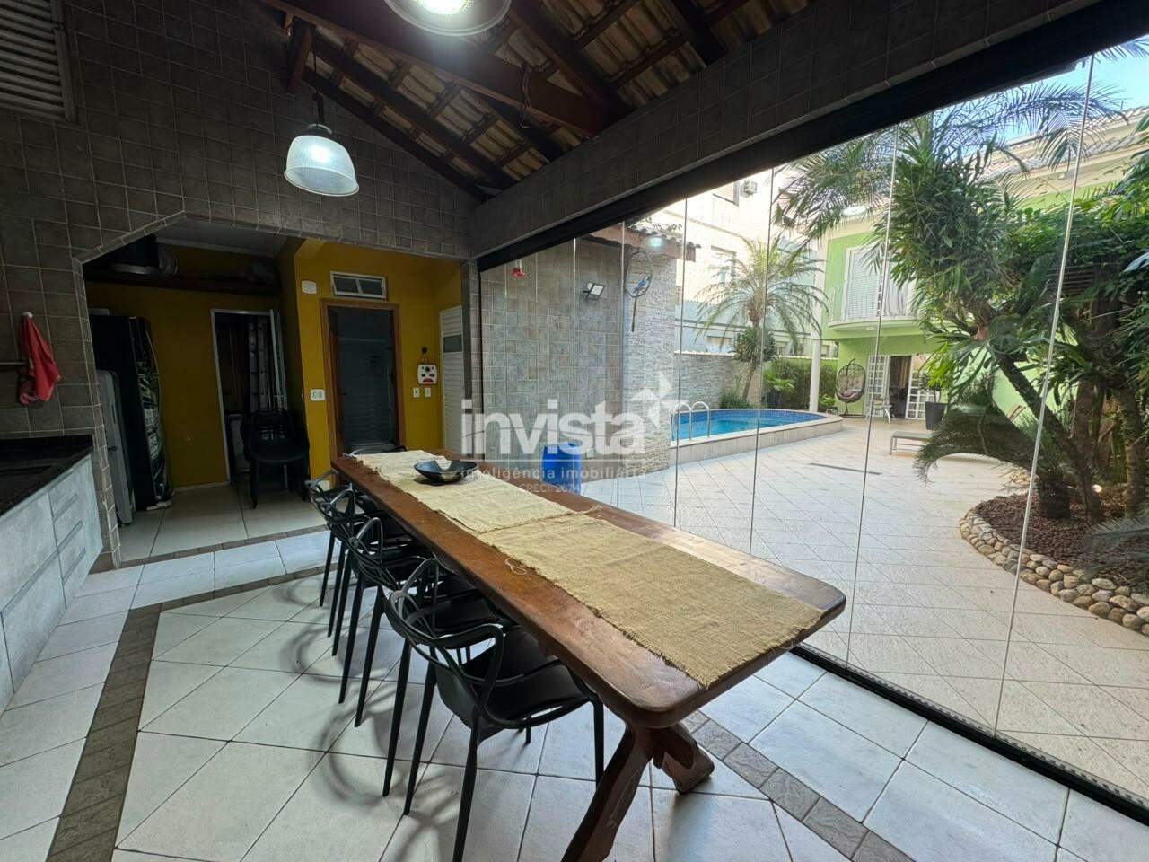 Casa &agrave; venda no bairro Gonzaga - Santos
