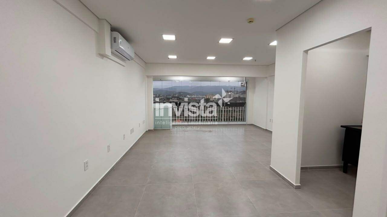 C&oacute;digo: 43696 R$ 2.800,00 Sala Comercial para alugar em Santos-SP no bairro Vila Mathias, com 0 dormit&oacute;rio e 42m&sup2; 42 m&sup2; 0 quartos 1 vaga - Santos