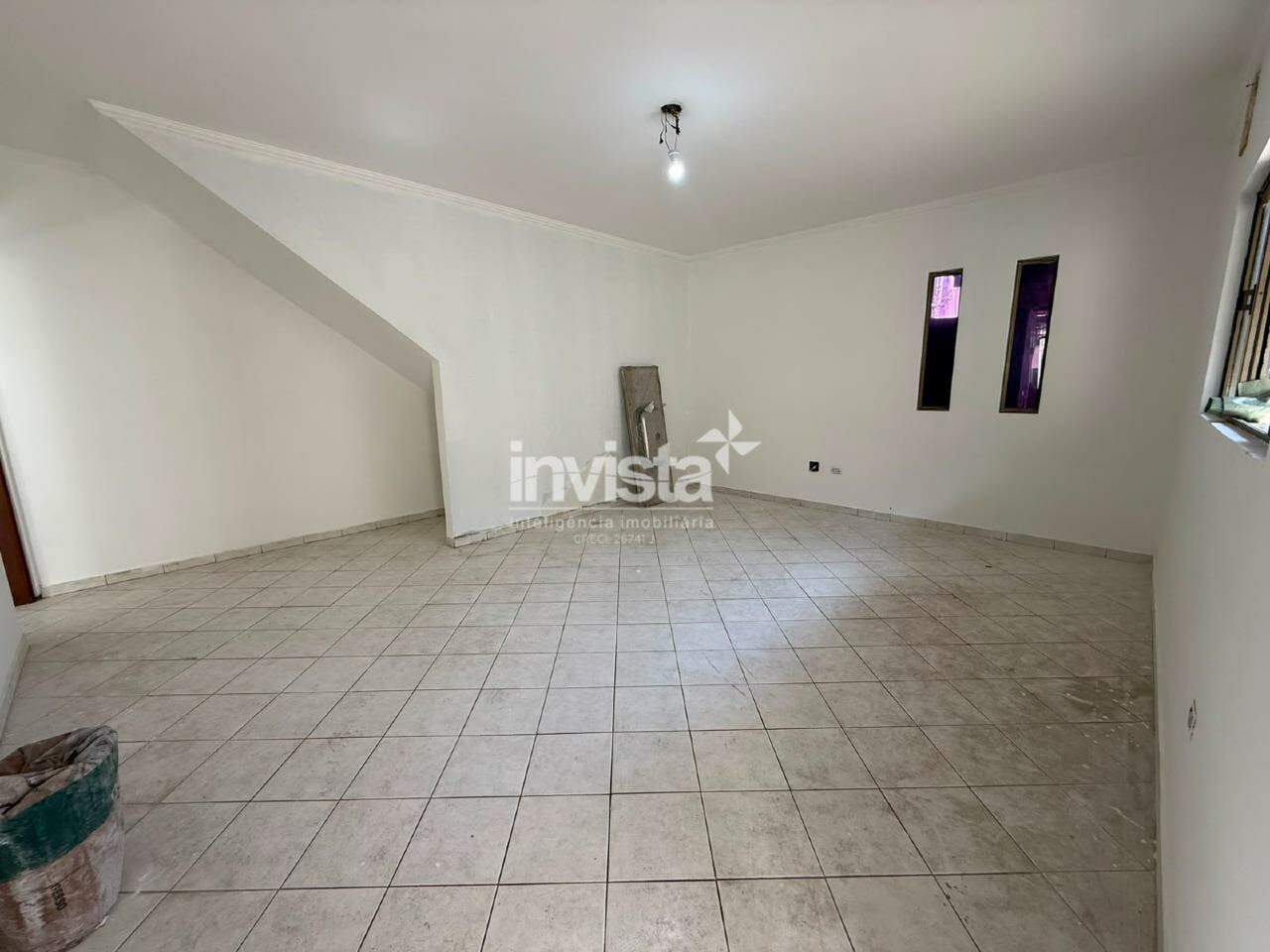 C&oacute;digo: 43739 R$ 590.000,00 Casa &agrave; venda em Santos-SP no bairro Macuco, com 2 dormit&oacute;rios e 90m&sup2; 90 m&sup2; 2 quartos 1 vaga - Santos