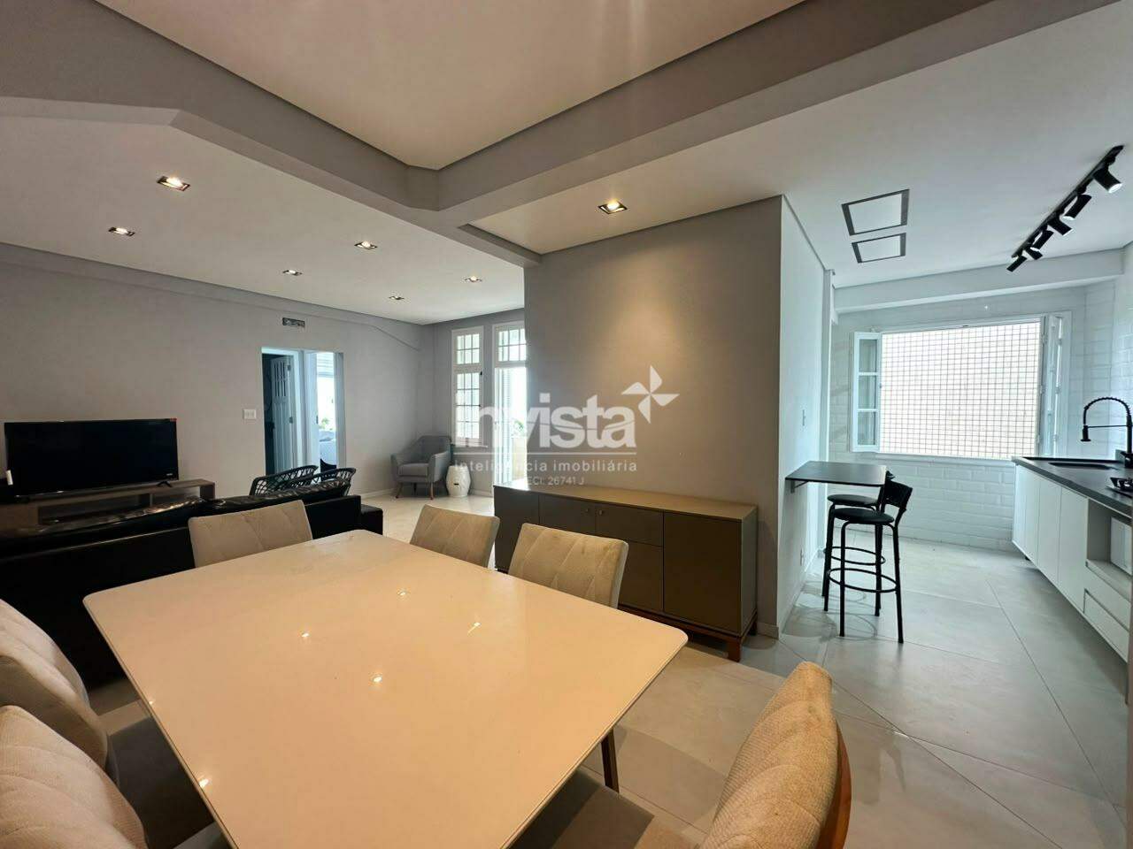 C&oacute;digo: 43831 R$ 5.800,00 Apartamento para alugar em Santos-SP no bairro Gonzaga, com 2 dormit&oacute;rios e 83m&sup2; 83 m&sup2; 2 quartos 0 vagas - Santos