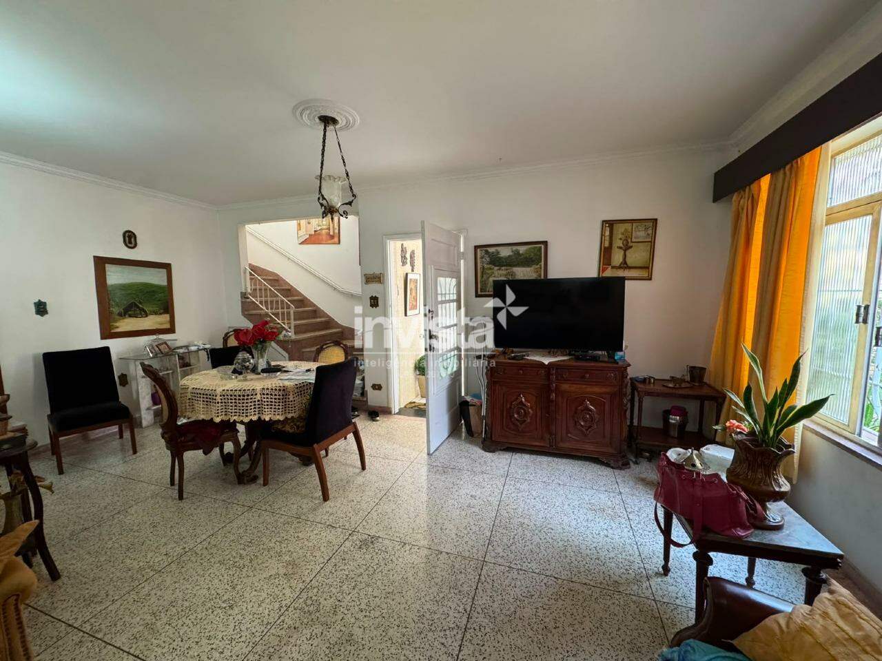 Casa &agrave; venda no bairro Ponta da Praia - Santos