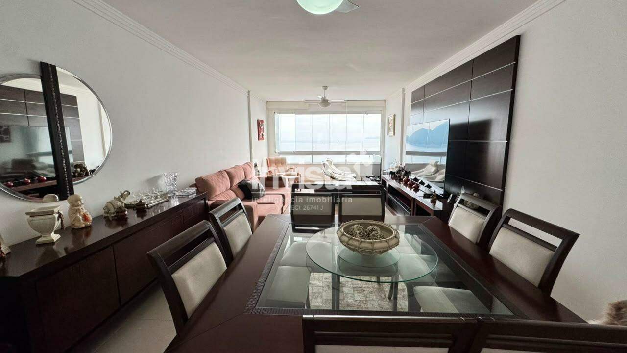 C&oacute;digo: 43910 R$ 2.450.000,00 Apartamento &agrave; venda em Santos-SP no bairro Ponta da Praia, com 3 dormit&oacute;rios e 160m&sup2; 160 m&sup2; 3 quartos 1 vaga - Santos