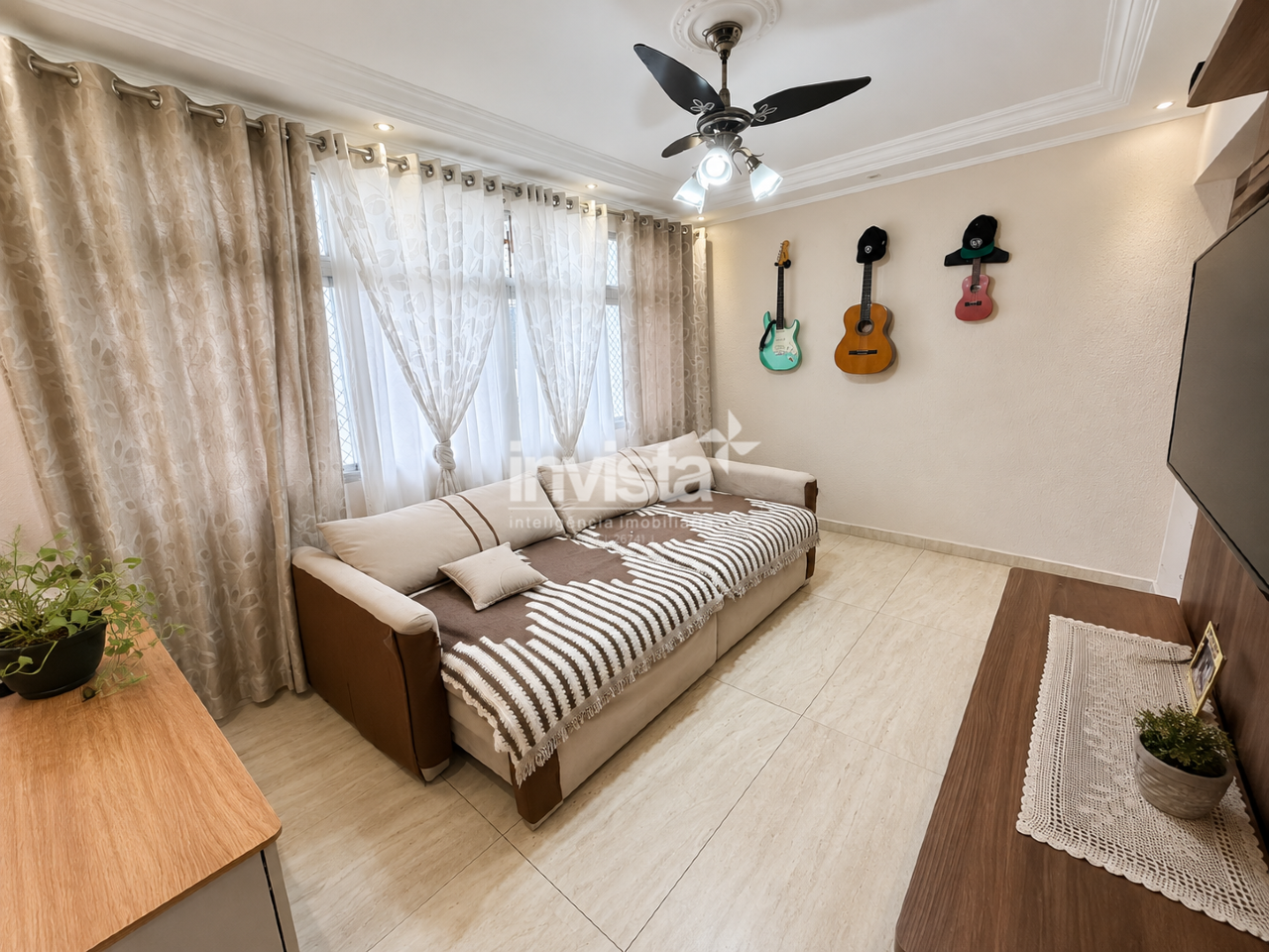 C&oacute;digo: 43916 R$ 750.000,00 Apartamento &agrave; venda em Santos-SP no bairro Ponta da Praia, com 3 dormit&oacute;rios e 98m&sup2; 98 m&sup2; 3 quartos 1 vaga - Santos