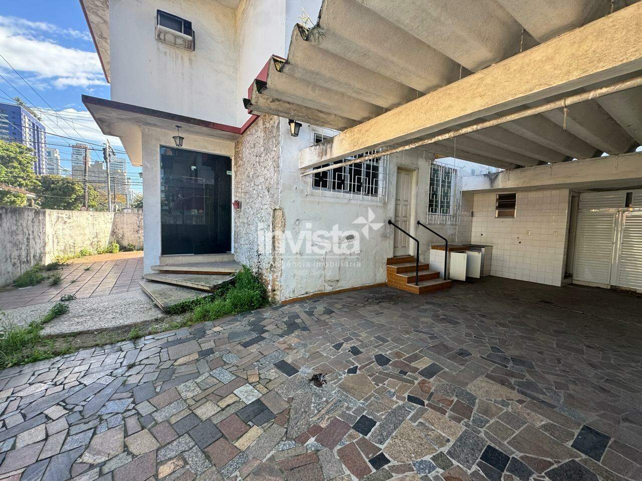 C&oacute;digo: 43965 R$ 1.700.000,00 Casa &agrave; venda em Santos-SP no bairro Embar&eacute;, com 3 dormit&oacute;rios e 211m&sup2; 211 m&sup2; 3 quartos 2 vagas - Santos