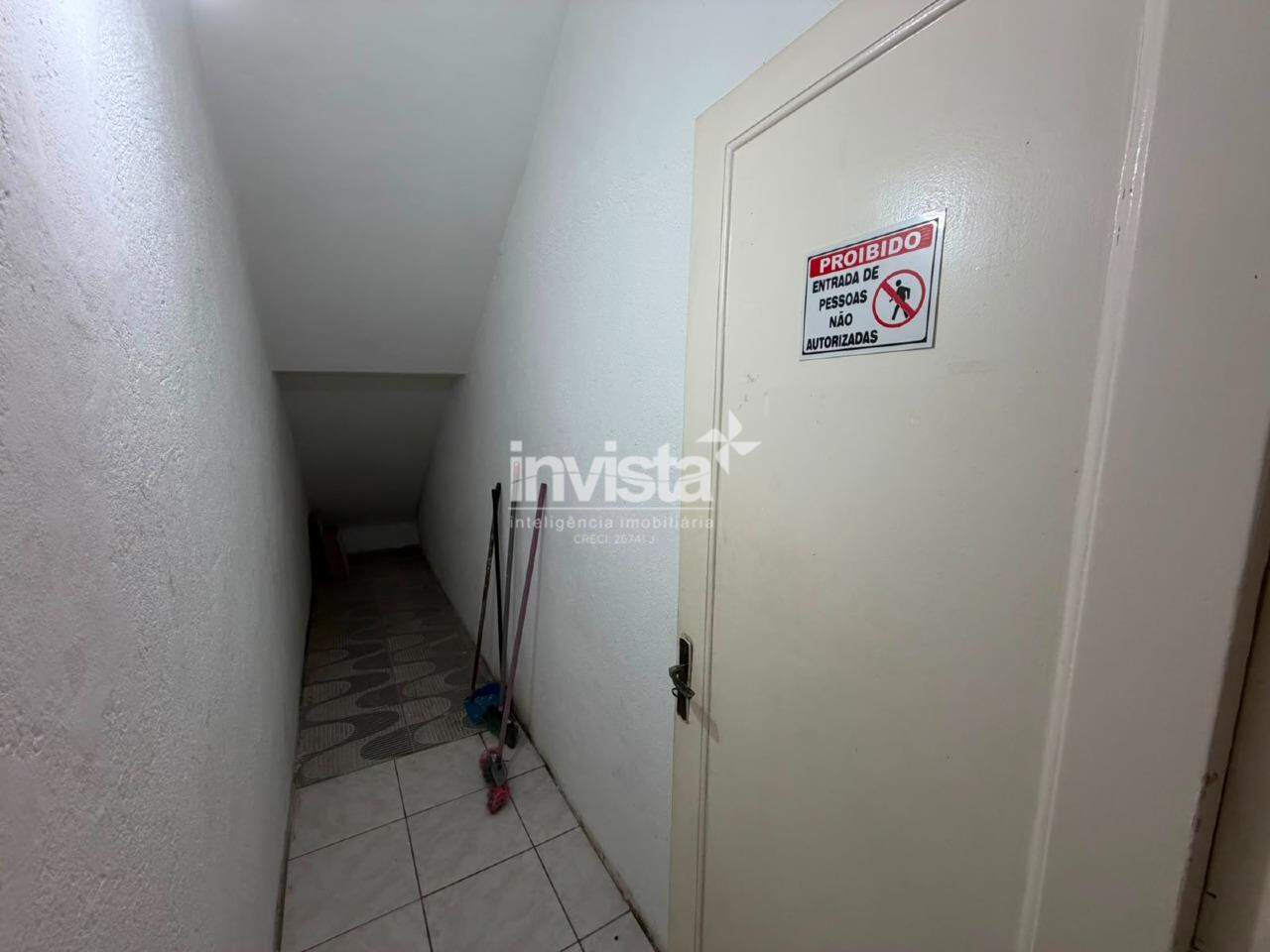 Pr&eacute;dio Inteiro &agrave; venda no bairro Gonzaga - Santos