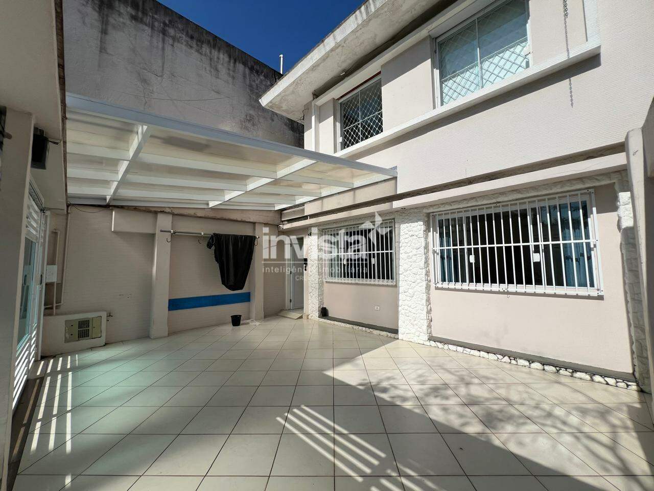 C&oacute;digo: 44118 R$ 20.000,00 Casa para alugar em Santos-SP no bairro Ponta da Praia, com 4 dormit&oacute;rios e 245m&sup2; 245 m&sup2; 4 quartos 2 vagas - Santos