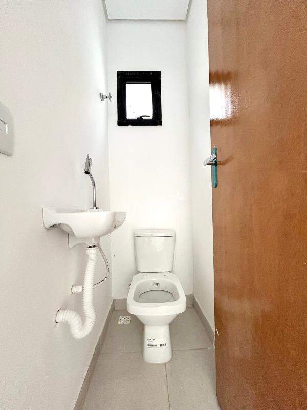 Casa &agrave; venda no bairro Marap&eacute; - Santos