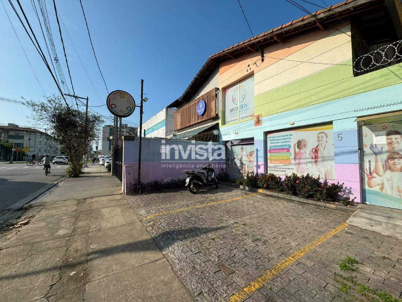 C&oacute;digo: 44140 R$ 8.800,00 Loja para alugar em Santos-SP no bairro Gonzaga, com 3 dormit&oacute;rios e 175m&sup2; 175 m&sup2; 3 quartos 3 vagas - Santos