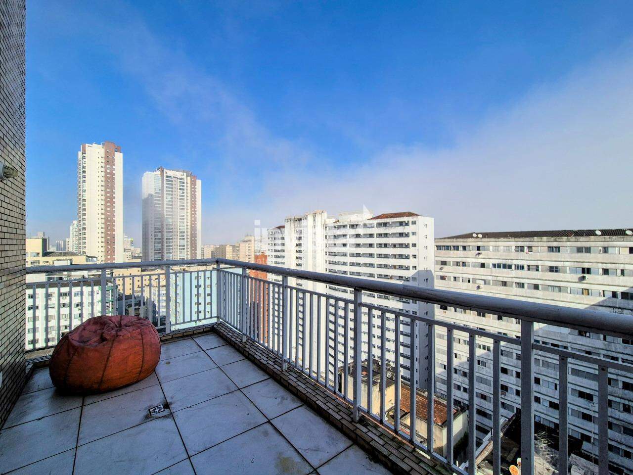 C&oacute;digo: 44198 R$ 950.000,00 Apartamento &agrave; venda em Santos-SP no bairro Jos&eacute; Menino, com 2 dormit&oacute;rios e 98m&sup2; 98 m&sup2; 2 quartos 2 vagas - Santos