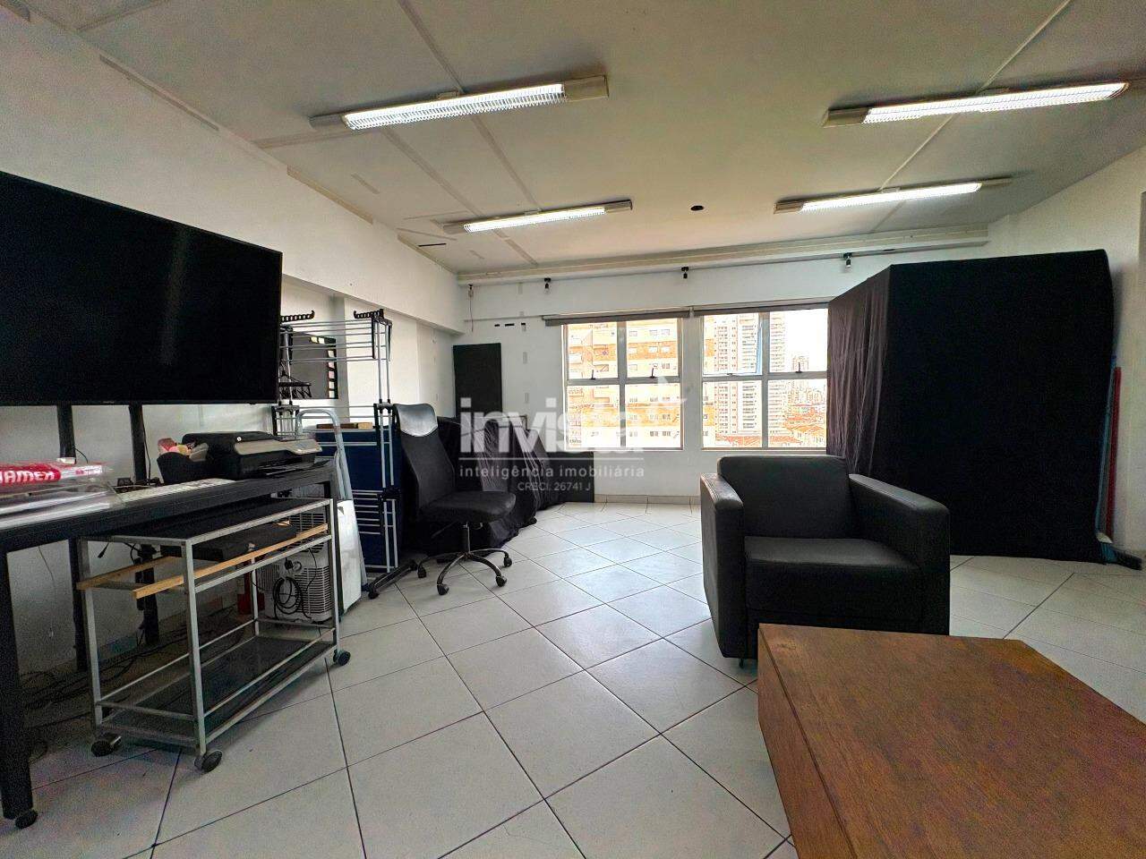 Sala Comercial &agrave; venda no bairro Embar&eacute; - Santos