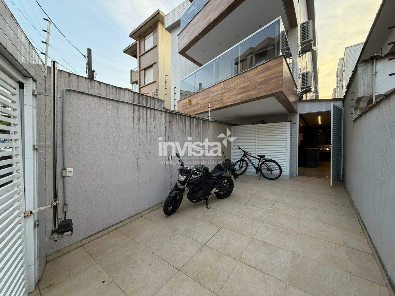 Casa Villagio &agrave; venda no bairro Campo Grande - Santos