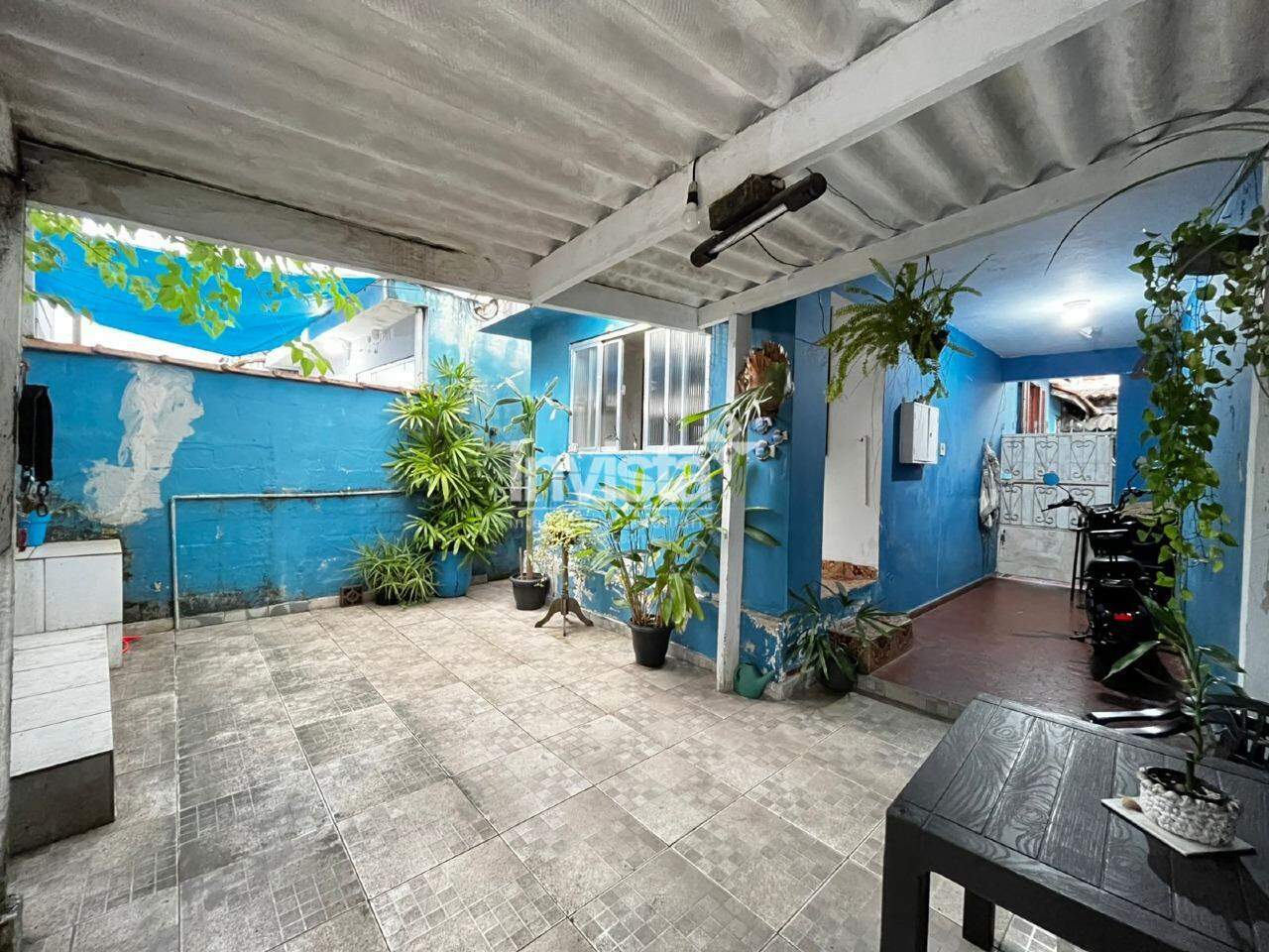C&oacute;digo: 44532 R$ 450.000,00 Casa &agrave; venda em Santos-SP no bairro Macuco, com 2 dormit&oacute;rios e 95m&sup2; 95 m&sup2; 2 quartos 3 vagas - Santos