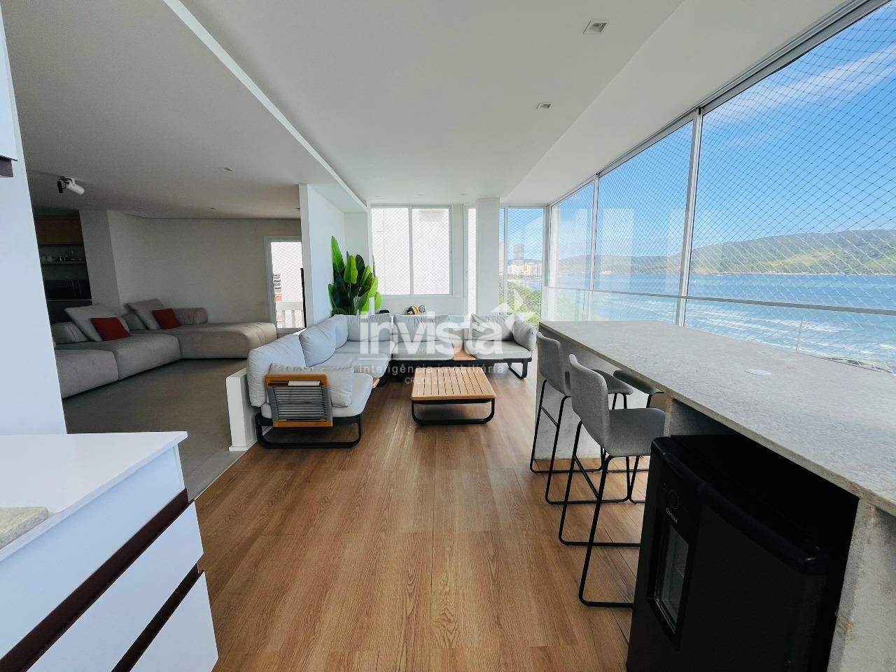 C&oacute;digo: 44563 R$ 16.000,00 Apartamento para alugar em Santos-SP no bairro Boqueir&atilde;o, com 4 dormit&oacute;rios e 240m&sup2; 240 m&sup2; 4 quartos 1 vaga - Santos