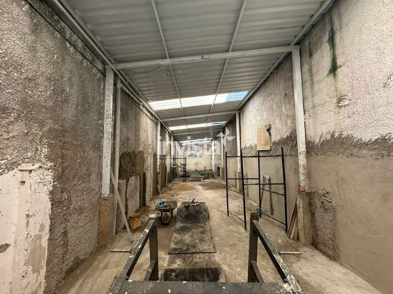 C&oacute;digo: 44618 R$ 10.300,00 Ponto Comercial para alugar em Santos-SP no bairro Vila Mathias, com 0 dormit&oacute;rio e 340m&sup2; 340 m&sup2; 0 quartos 0 vagas - Santos