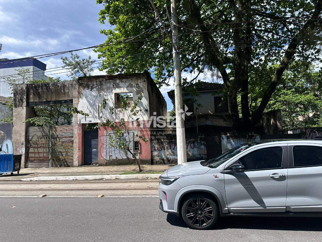 C&oacute;digo: 44705 R$ 10.000,00 Terreno para alugar em Santos-SP no bairro Encruzilhada, com 0 dormit&oacute;rio e 600m&sup2; 600 m&sup2; 0 quartos 0 vagas - Santos
