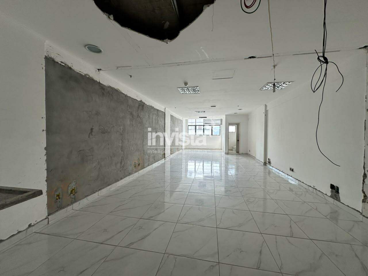 C&oacute;digo: 44802 R$ 3.100,00 Sala Comercial para alugar em Santos-SP no bairro CENTRO, com 0 dormit&oacute;rio e 75m&sup2; 75 m&sup2; 0 quartos 1 vaga - Santos