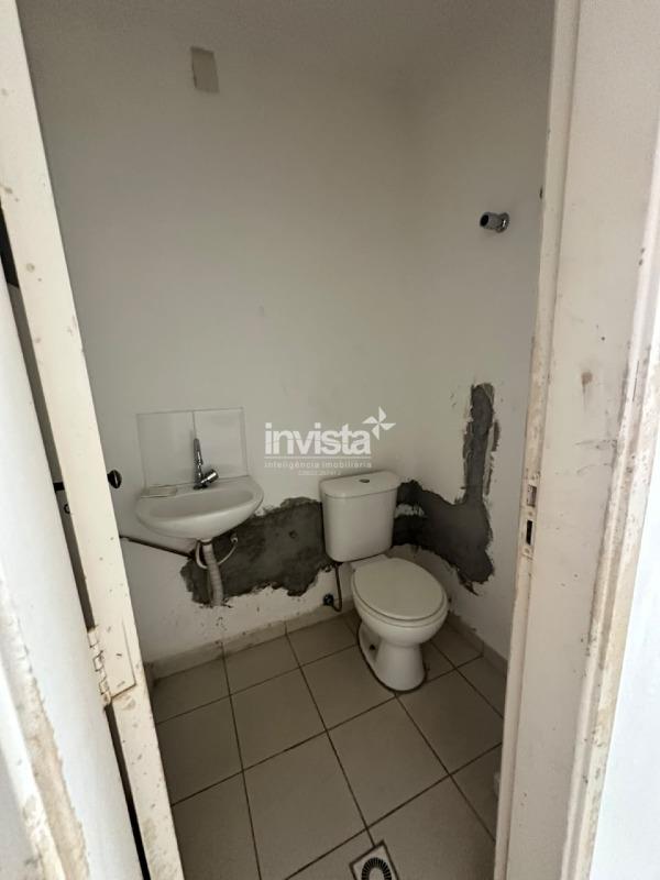 Aluguel: Sala Comercial de 75 m&sup2; em pr&eacute;dio com portaria | Centro de Santos/SP - Santos