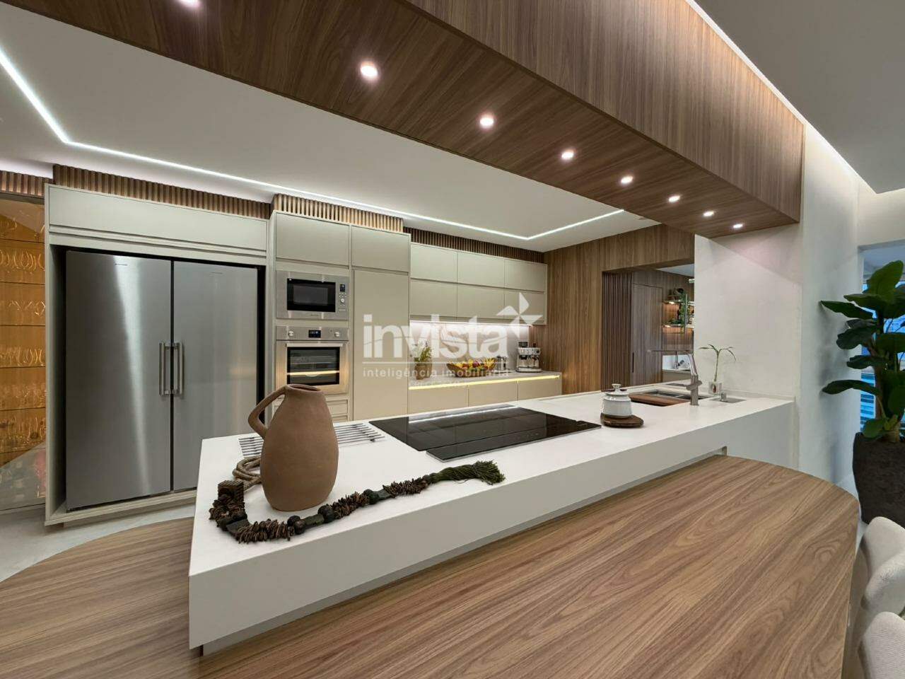 Apartamento &agrave; venda em Santos com vista para o mar e porteira fechada na Ponta da Praia - Santos