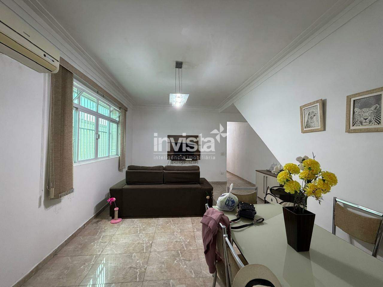 C&oacute;digo: 44918 R$ 980.000,00 Casa &agrave; venda em Santos-SP no bairro Marap&eacute;, com 3 dormit&oacute;rios e 140m&sup2; 140 m&sup2; 3 quartos 2 vagas - Santos
