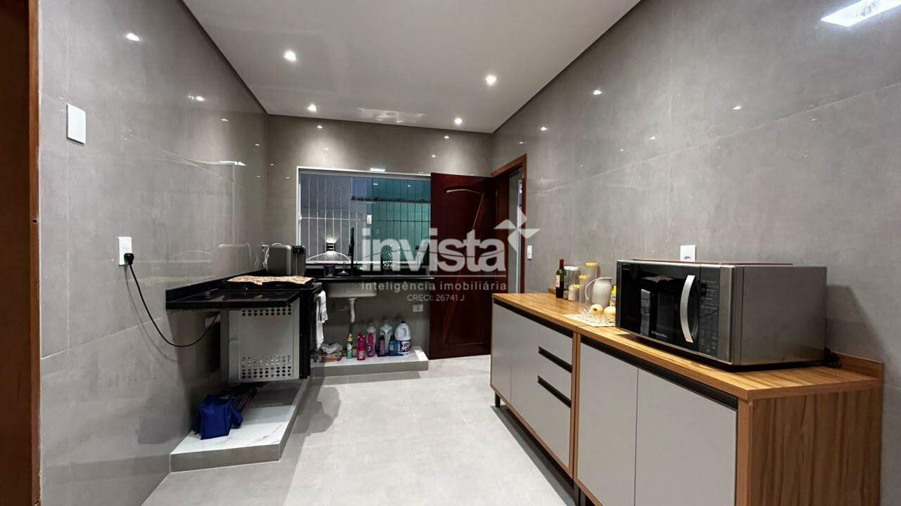 C&oacute;digo: 45038 R$ 8.500,00 Casa Sobreposta Baixa para alugar em Santos-SP no bairro Marap&eacute;, com 2 dormit&oacute;rios e 83m&sup2; 83 m&sup2; 2 quartos 1 vaga - Santos