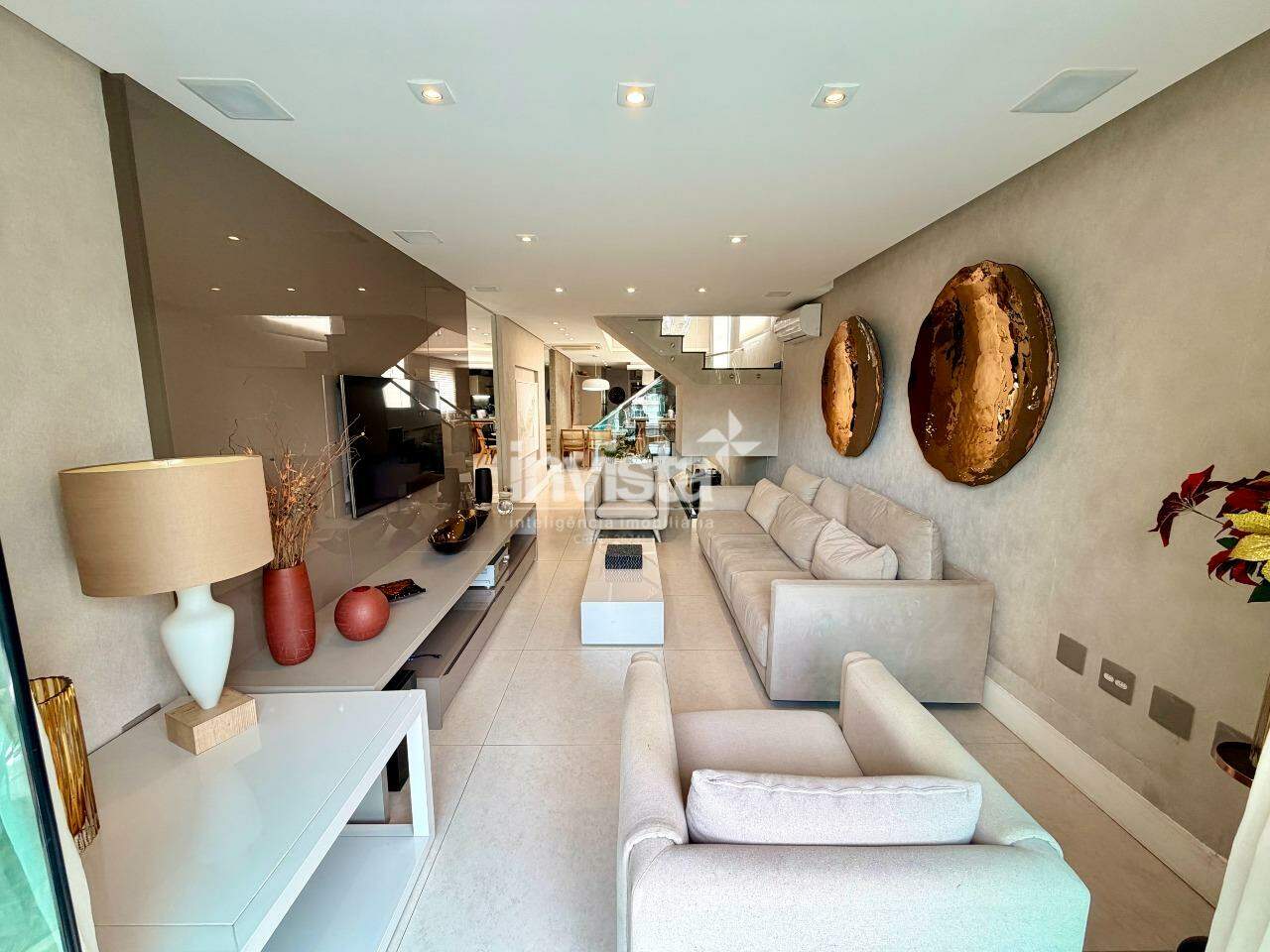 C&oacute;digo: 45076 R$ 1.500.000,00 Casa &agrave; venda em Santos-SP no bairro Embar&eacute;, com 3 dormit&oacute;rios e 152m&sup2; 152 m&sup2; 3 quartos 1 vaga - Santos