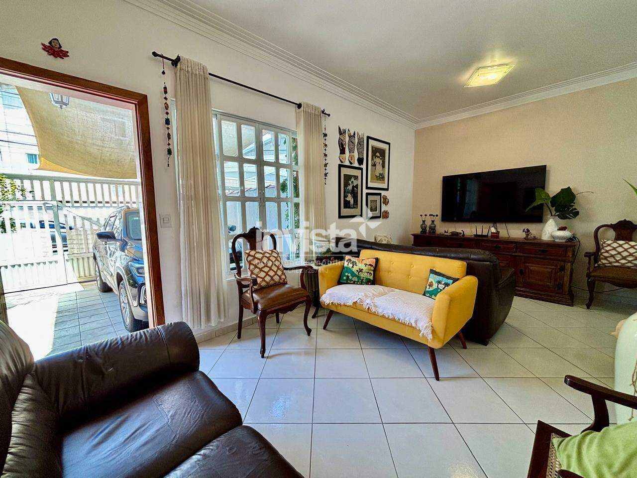 C&oacute;digo: 45107 R$ 1.000.000,00 Casa &agrave; venda em Santos-SP no bairro Campo Grande, com 3 dormit&oacute;rios e 114m&sup2; 114 m&sup2; 3 quartos 2 vagas - Santos
