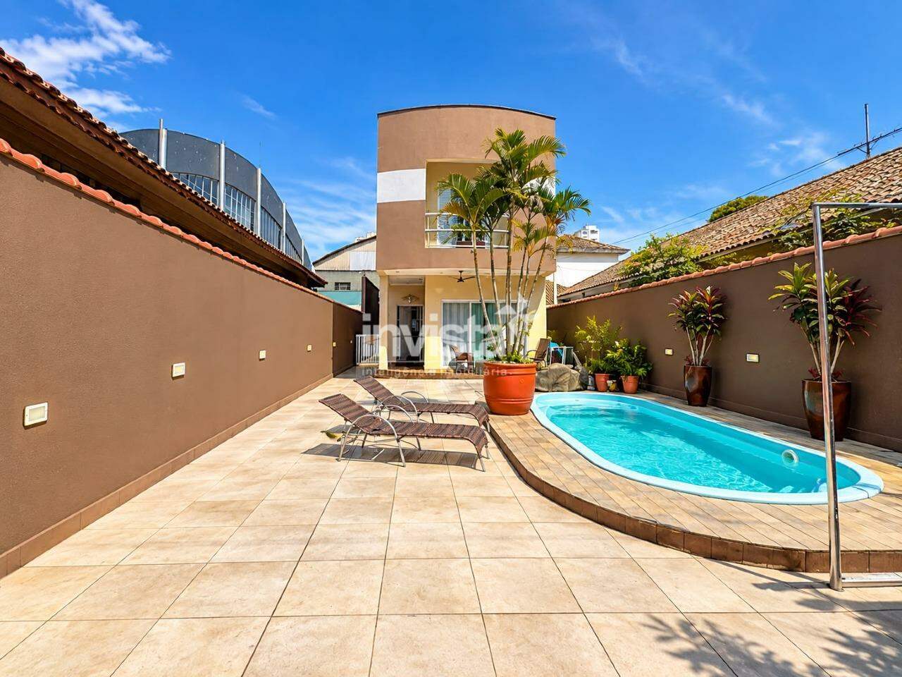 C&oacute;digo: 45149 R$ 2.200.000,00 Casa &agrave; venda em Santos-SP no bairro Estu&aacute;rio, com 3 dormit&oacute;rios e 372m&sup2; 372 m&sup2; 3 quartos 4 vagas - Santos