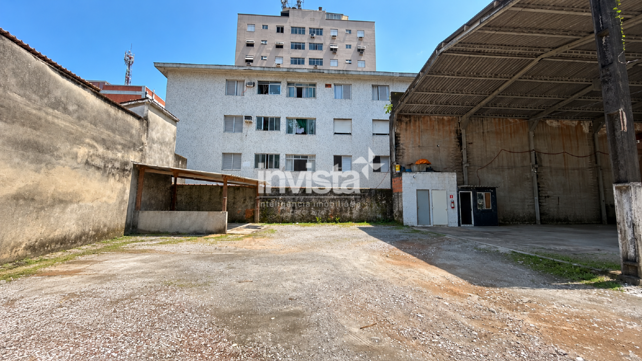 Galp&atilde;o Comercial para Aluguel com 1.300 m&sup2; em Itarar&eacute;, S&atilde;o Vicente - Santos