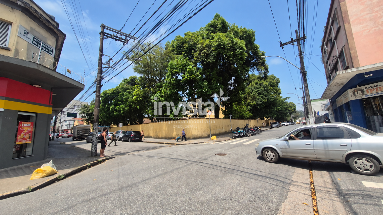 Terreno Comercial para Aluguel no Centro de S&atilde;o Vicente &ndash; 1.300 m&sup2; - Santos