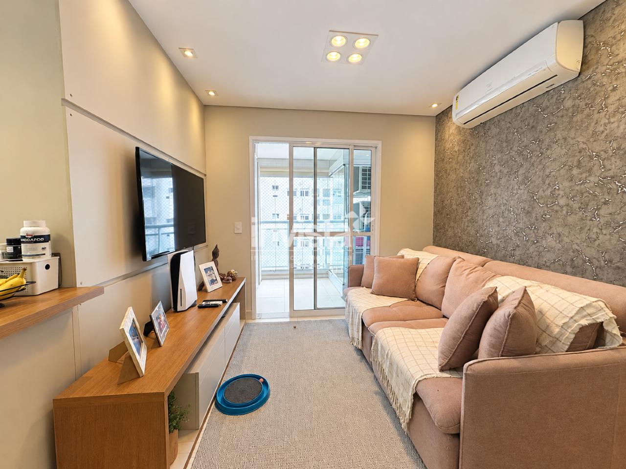 C&oacute;digo: 45382 R$ 970.000,00 Apartamento &agrave; venda em Santos-SP no bairro Pomp&eacute;ia, com 2 dormit&oacute;rios e 64m&sup2; 64 m&sup2; 2 quartos 1 vaga - Santos