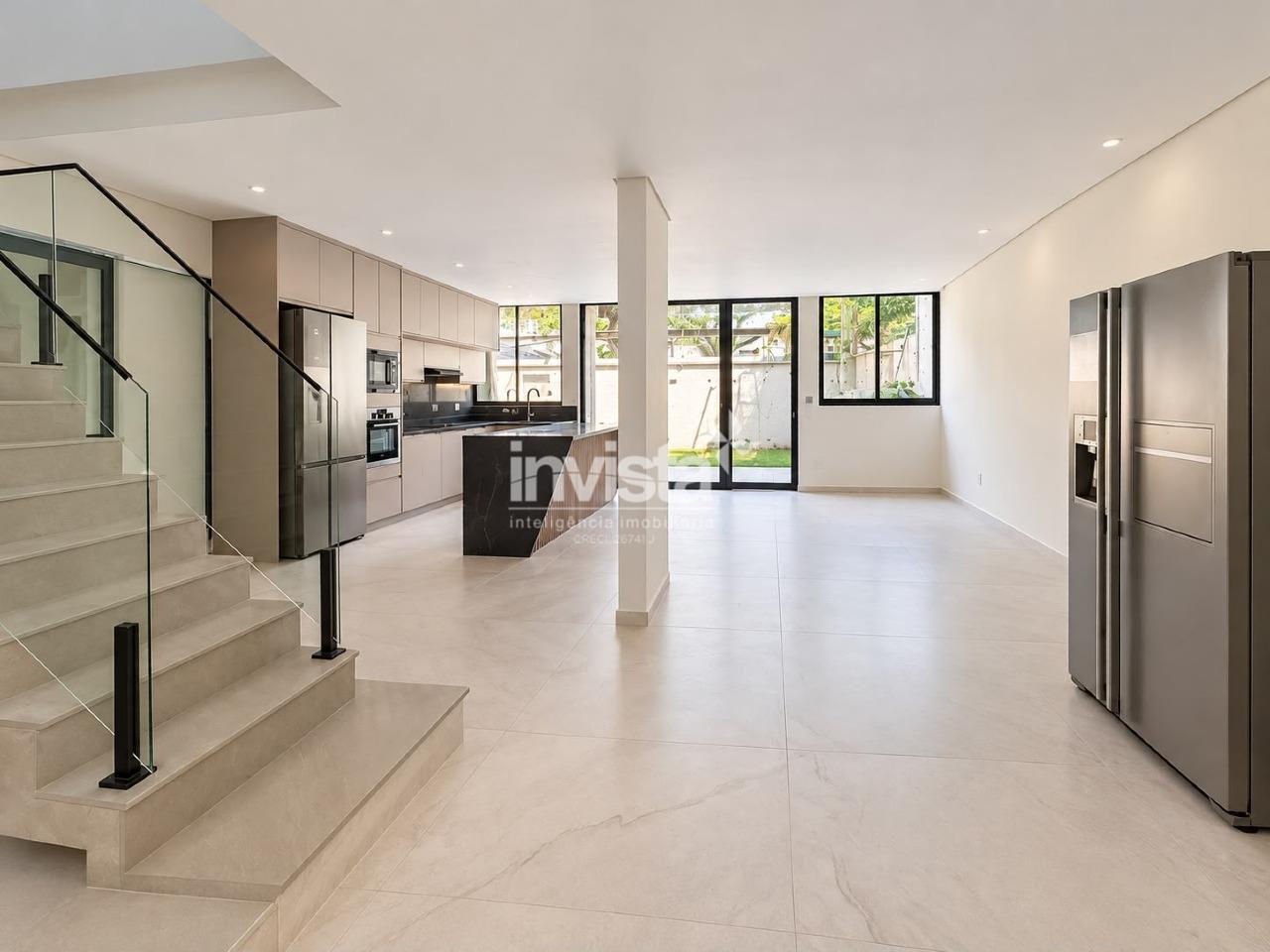 Casa &agrave; venda no bairro Ponta da Praia - Santos