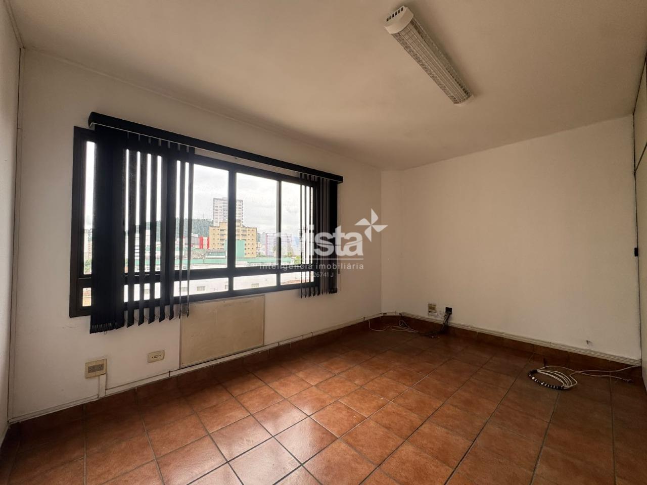 Sala Comercial para Alugar com 90m&sup2; na Encruzilhada em Santos - Santos