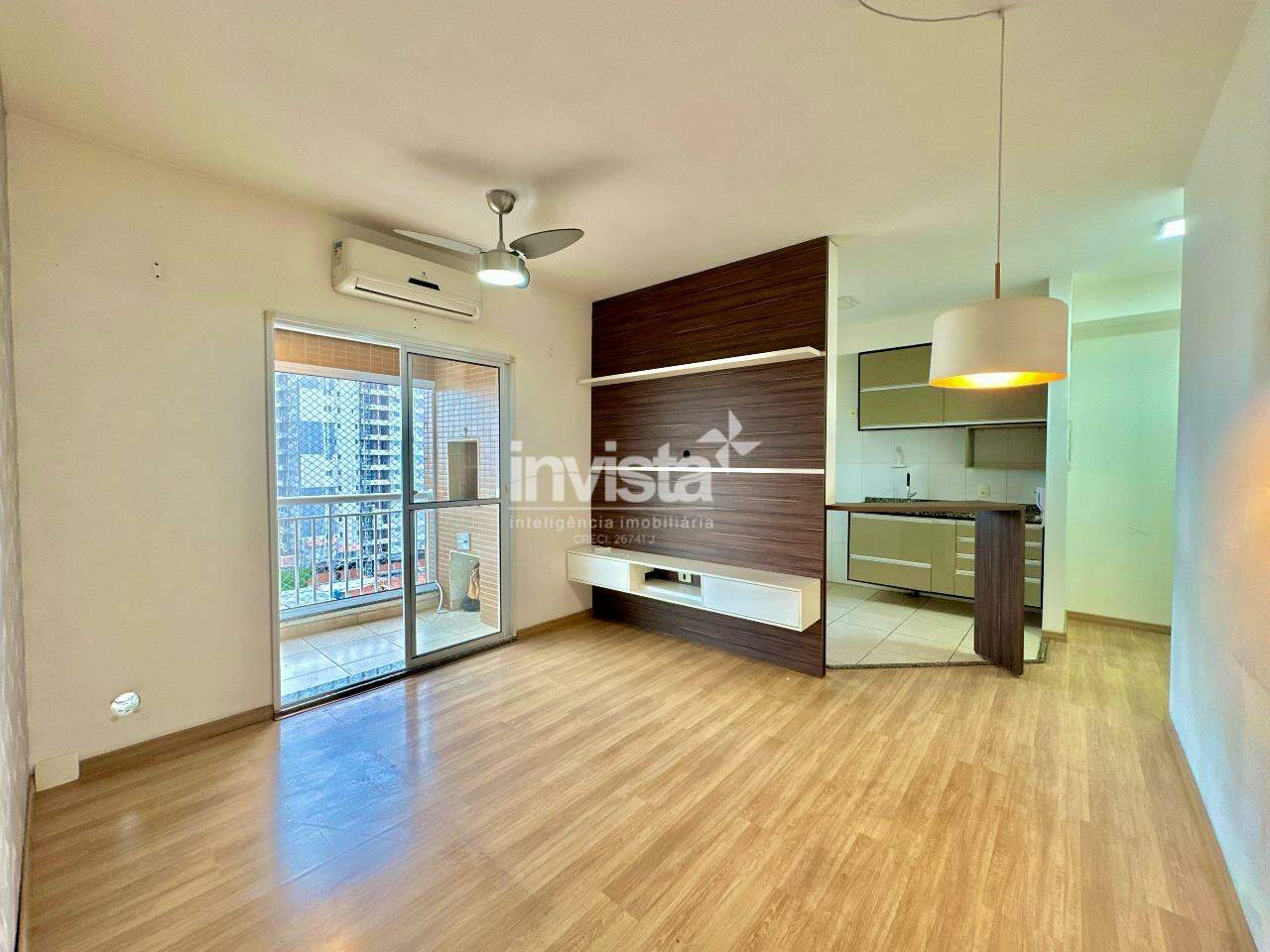 68 m² | 2 Dormitórios (1 Suíte) | Varanda com Churrasqueira | Repleto de Armários