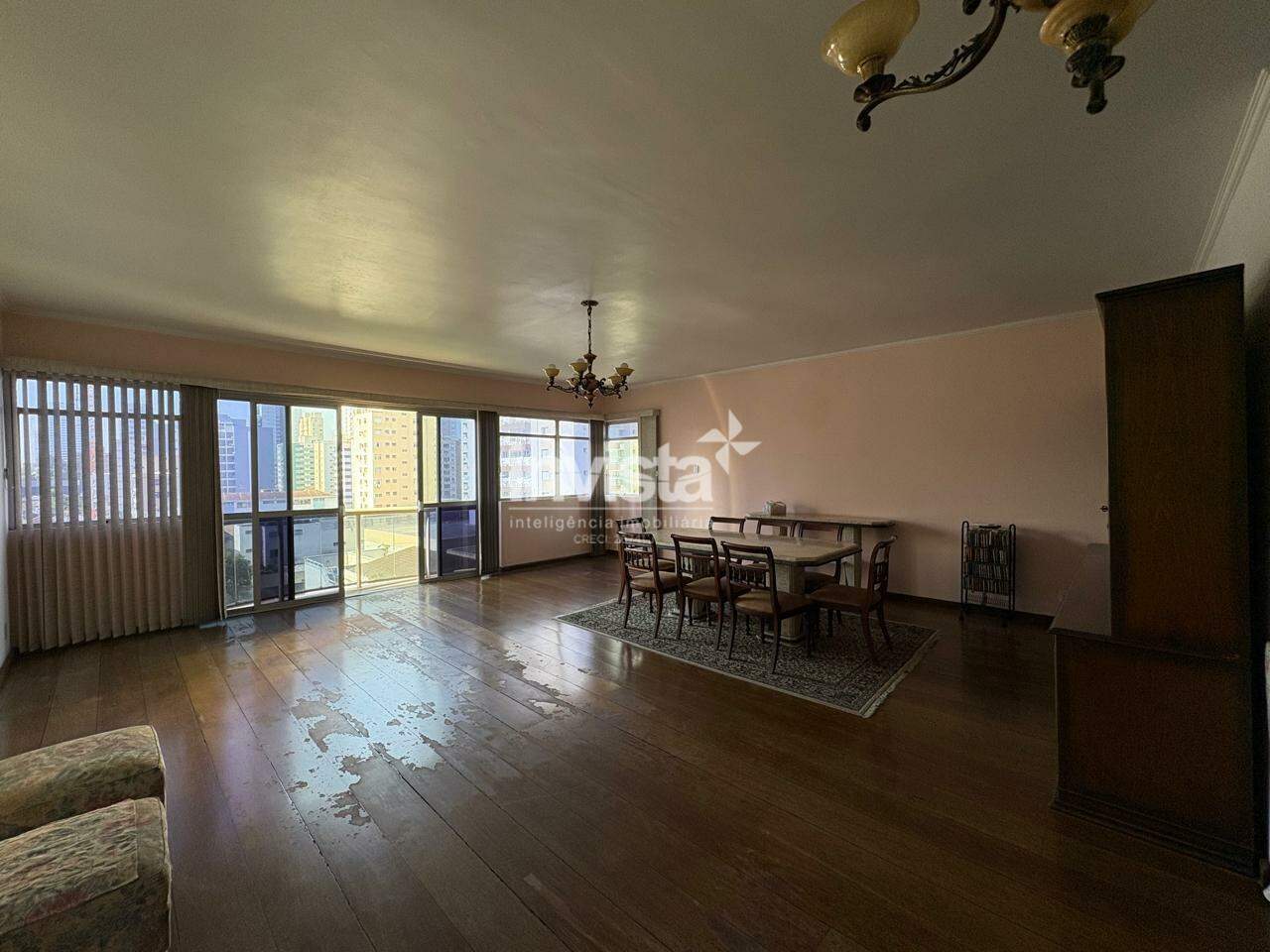 C&oacute;digo: 8003 R$ 1.250.000,00 Apartamento &agrave; venda em Santos-SP no bairro Embar&eacute;, com 4 dormit&oacute;rios e 186m&sup2; 186 m&sup2; 4 quartos 2 vagas - Santos