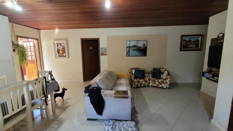 Casa à venda no Passa Vinte: 