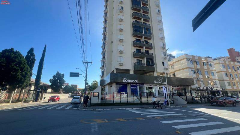 Apartamento à venda no Kobrasol: 
