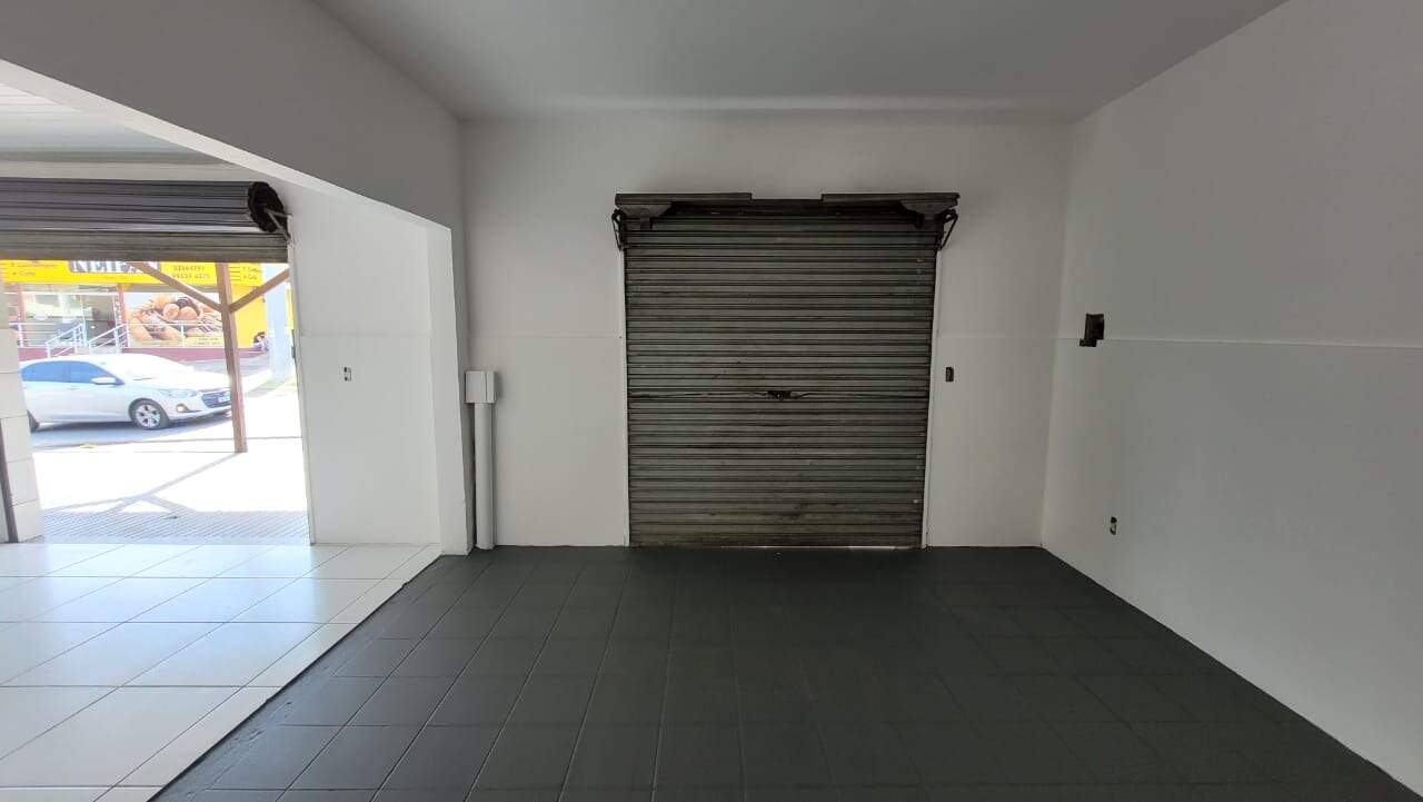 Sala para aluguel no São Sebastião: 