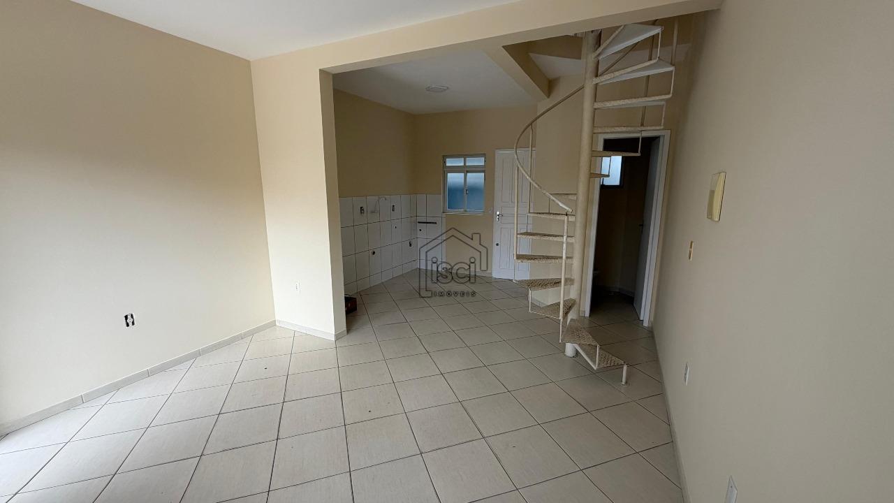 Sobrado para aluguel no Jardim Eldorado: 