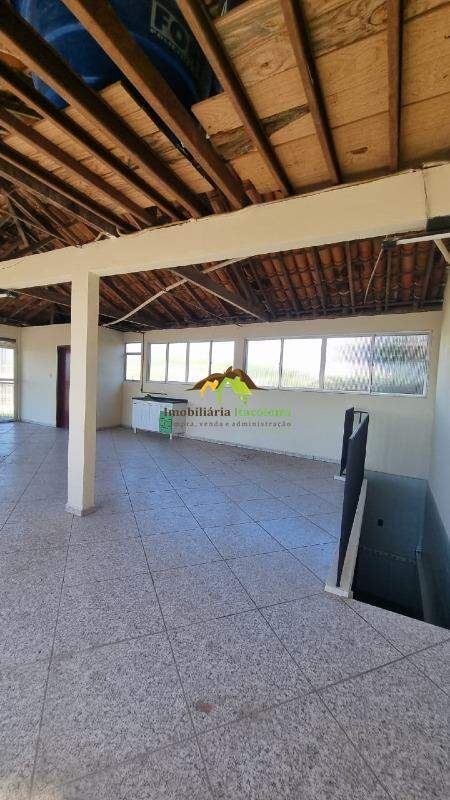 Casa para aluguel no Alto da Cruz: 