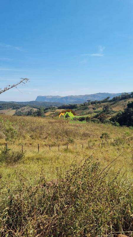 Fazenda à venda no Água Limpa: 