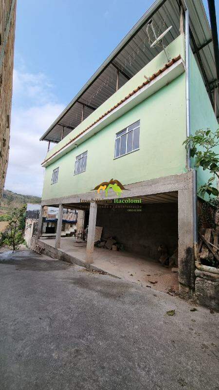 Casa à venda no Centro: 