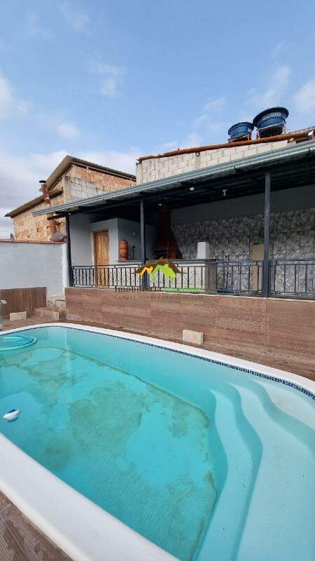 Casa à venda no Centro: 