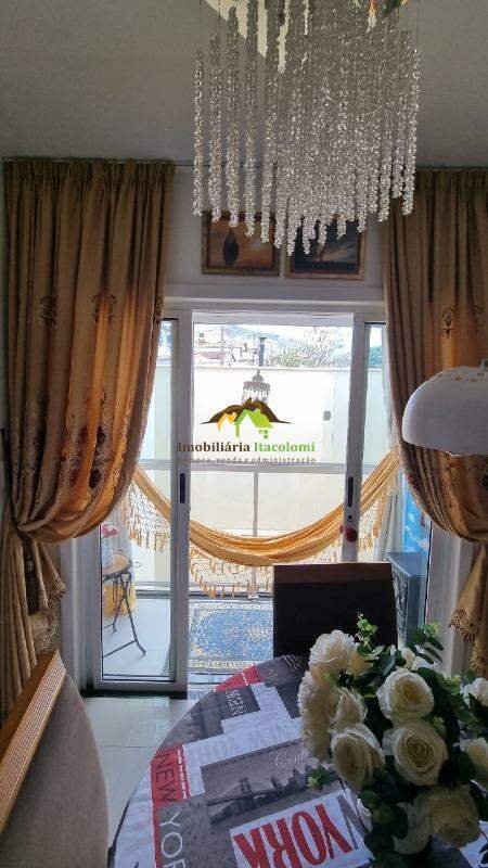 Apartamento à venda no Bairro Nossa Senhora de Lourdes: 