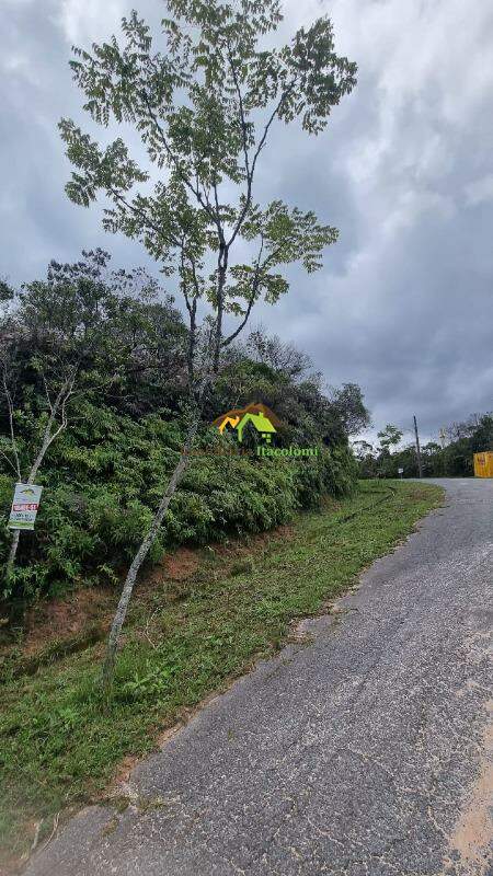 Lote à venda no Morro São joão: 