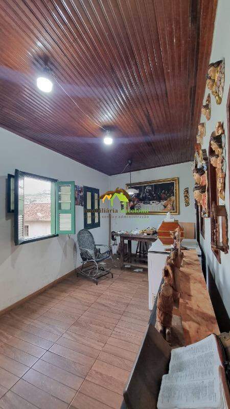 Casa à venda no Antônio Dias: 