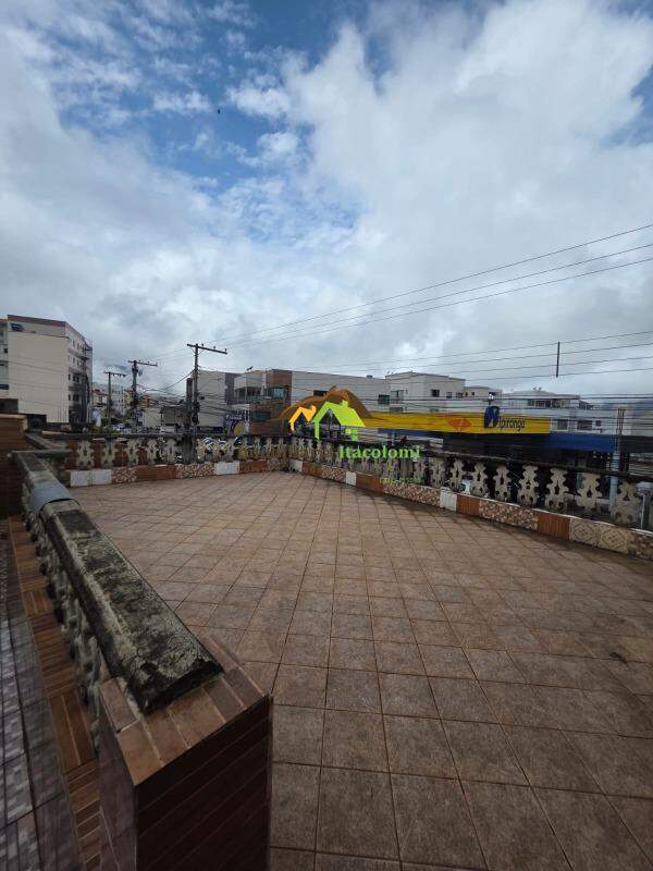 Casa para aluguel no Bauxita: AREA EXTERNA