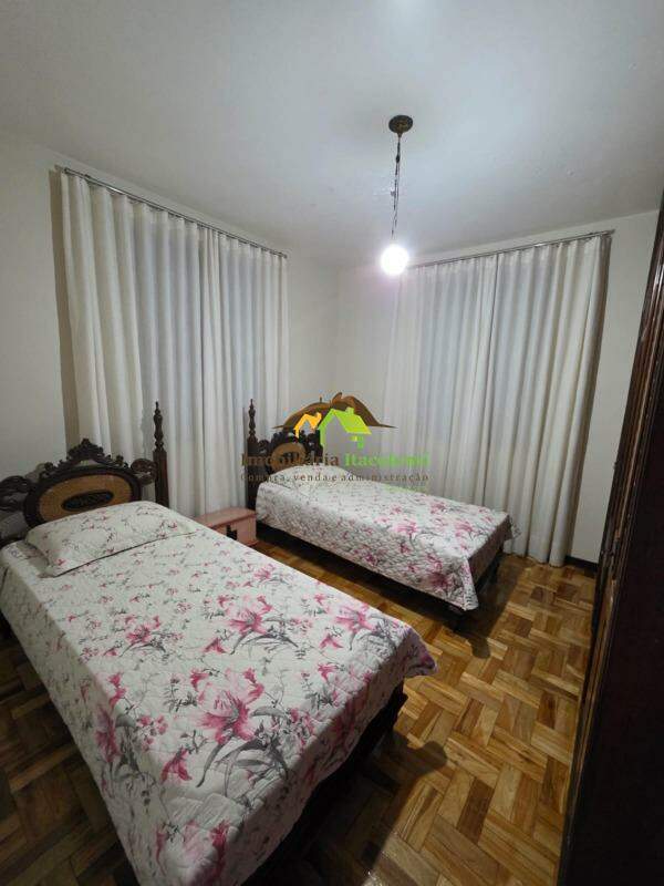 Casa à venda no Centro: 